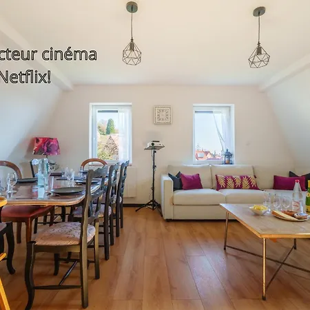 La Cachette 7 Pers Vue Netflix Jeux Parking * בר