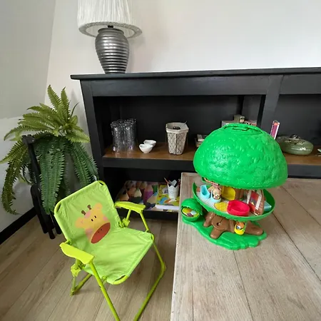 La Cachette 7 Pers Vue Netflix Jeux Parking דירה